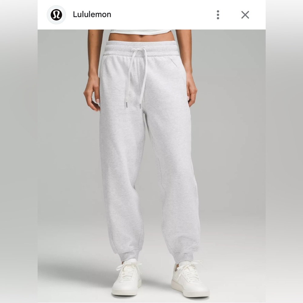 Lululemon High rise Scuba Joggers